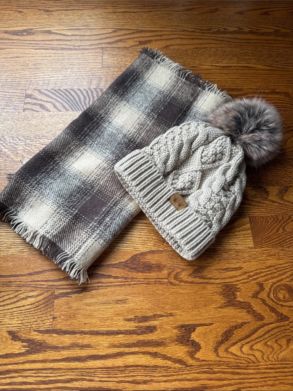 Infinity scarf - Picture 2 of 2